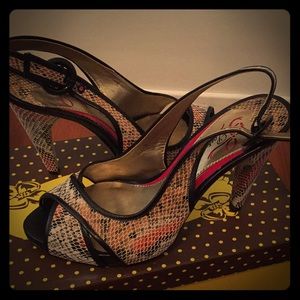 NWOT Peep Toe Strap Sandals